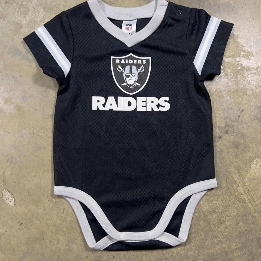 Las Vegas Raiders Baby Onesie – 18 Months